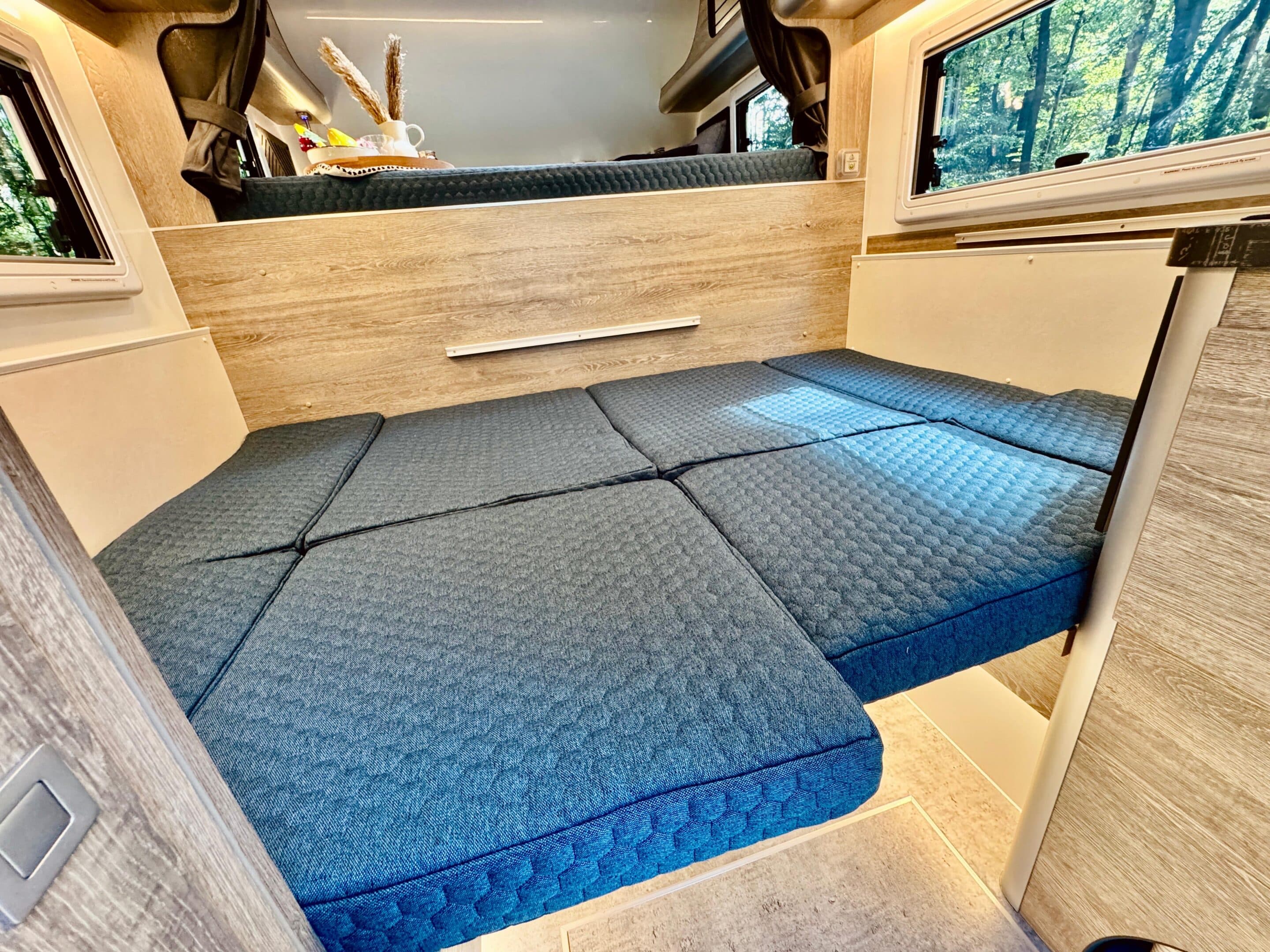 Explorer_200_XL_Family19 Explorer 200 XL Family19 scaled Offroad Camping